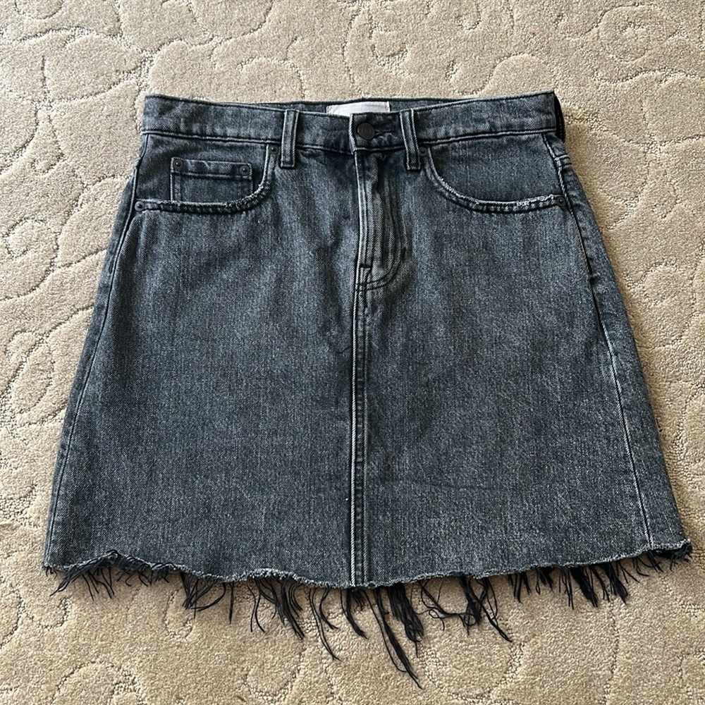 EVERLANE The Denim Skirt 28